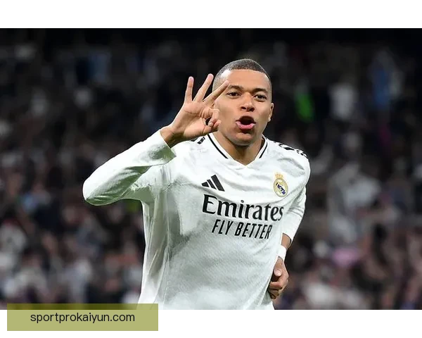 姆巴佩决赛帽子戏法展现出色状态,备受期待下一场表现 姆巴佩决赛帽子戏法展现出色状态,备受期待下一场表现